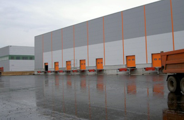 The warehouse BELAYA DATCHA MARKET 1–4
